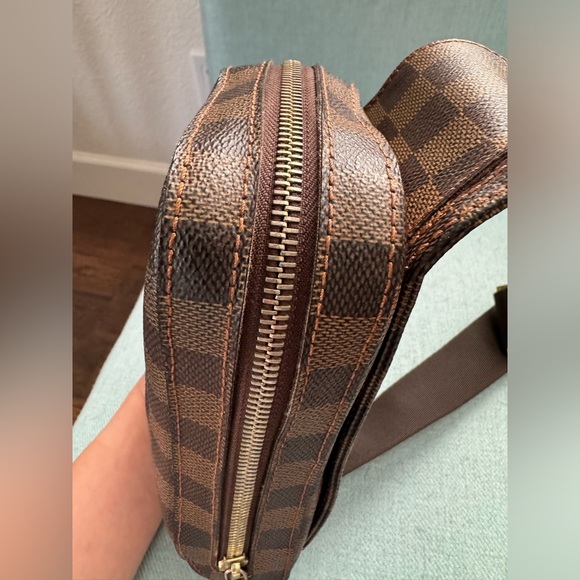 Louis Vuitton Geronimo Bag - Picture 5 of 13